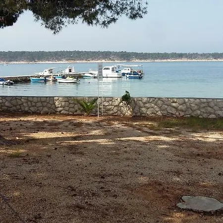 Banjol744 Apartamento *