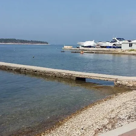 Banjol744 Apartamento *