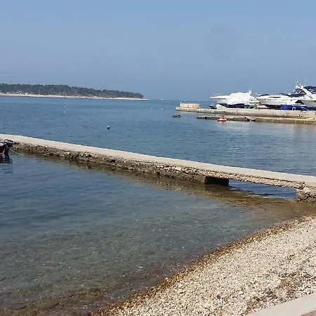 Banjol744 Apartamento