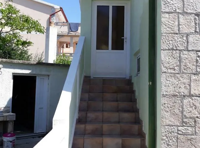 Lägenhet Banjol744 *